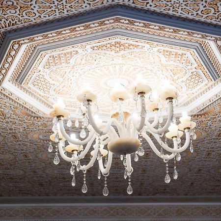 Blue And White House Hotel Anfa-Superieur ภายนอก รูปภาพ