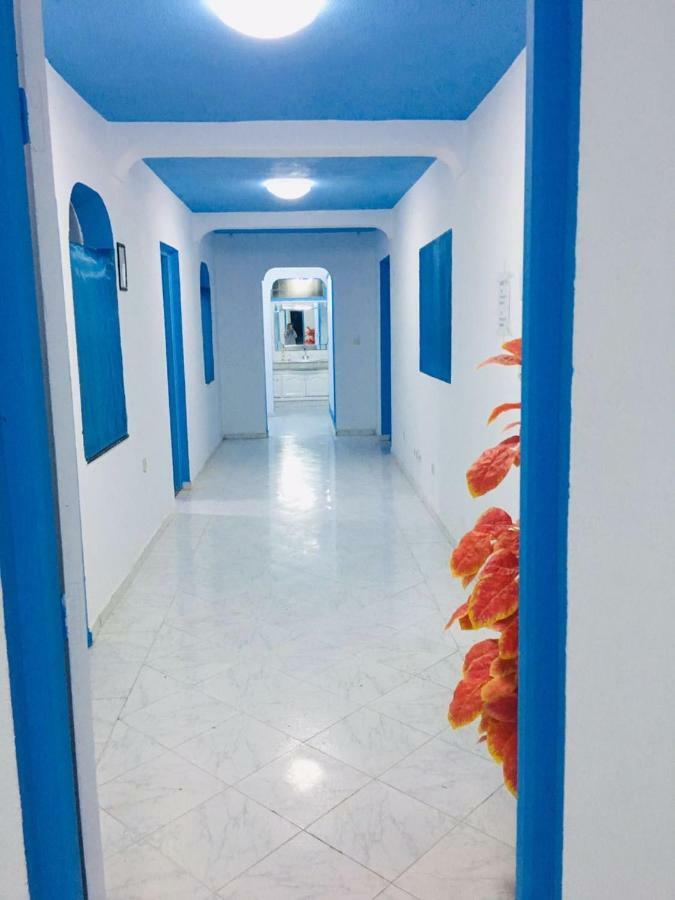 Blue And White House Hotel Anfa-Superieur ภายนอก รูปภาพ